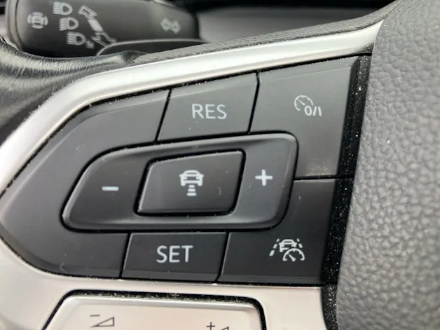 VW Golf 1.5 eTSI mHEV ACT Style DSG