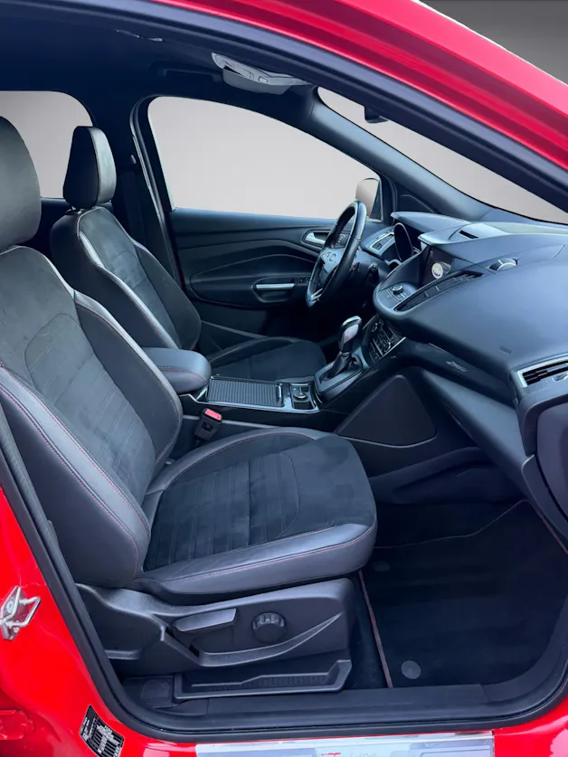 FORD Kuga 2.0 TDCi ST Line High 4WD PowerShift * AHK * Sport Line *