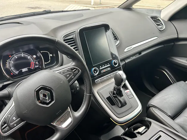 RENAULT Grand Scénic 1.3 16V Turbo Initiale Paris EDC