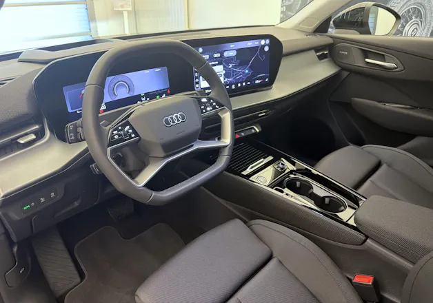 AUDI Q3 SUV 110 kW TFSI S tronic