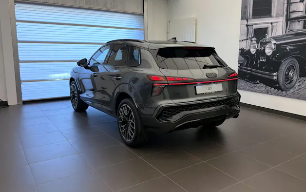 AUDI Q3 SUV 110 kW TFSI S tronic