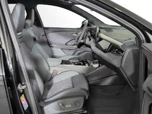 AUDI Q6 e-tron quattro