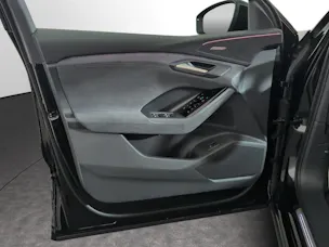 AUDI Q6 e-tron quattro