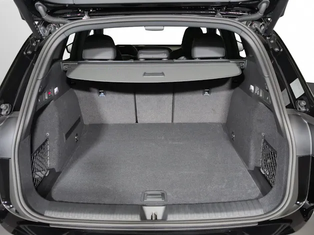 AUDI Q6 e-tron quattro