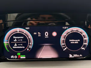 VW Golf 1.5 TSI eHYBRID 204 PS *** ELEKTRISCHE REICHWEITE 140KM ***