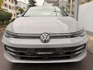 VW Golf 1.5 TSI eHYBRID 204 PS *** ELEKTRISCHE REICHWEITE 140KM ***