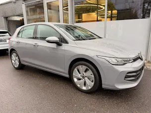 VW Golf 1.5 TSI eHYBRID 204 PS *** ELEKTRISCHE REICHWEITE 140KM ***