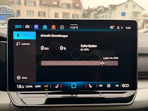 VW Golf 1.5 TSI eHYBRID 204 PS *** ELEKTRISCHE REICHWEITE 140KM ***