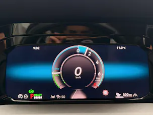 VW Golf 1.5 TSI eHYBRID 204 PS *** ELEKTRISCHE REICHWEITE 140KM ***