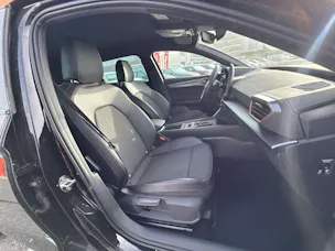 CUPRA LEON ST 1.5 eTSi DSG-Automat