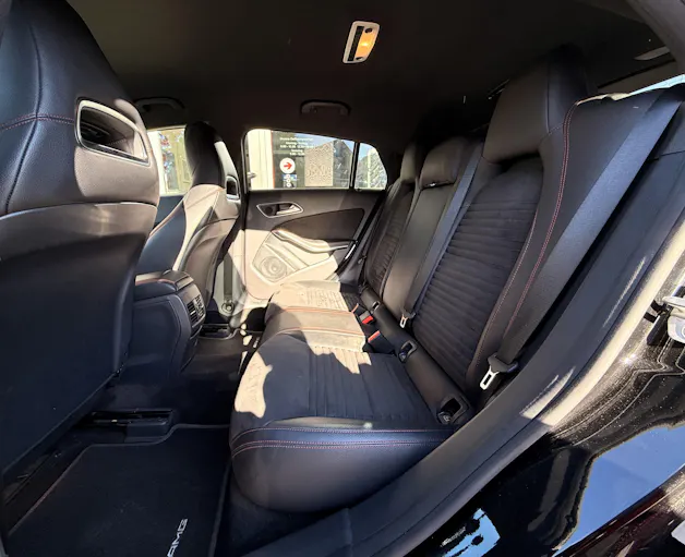 MERCEDES-BENZ CLA Shooting Brake 220 d AMG Line 7G-DCT
