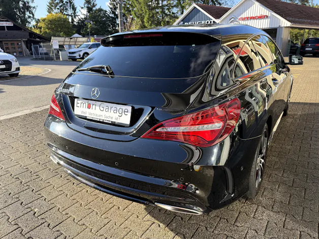 MERCEDES-BENZ CLA Shooting Brake 220 d AMG Line 7G-DCT