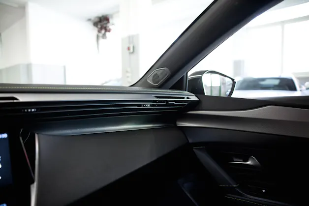 PEUGEOT 308 SW 1.6 PHEV 180 GT