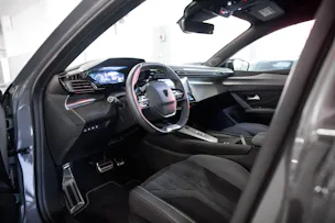 PEUGEOT 308 SW 1.6 PHEV 180 GT
