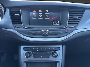 OPEL Astra 1.2i Turbo Edition