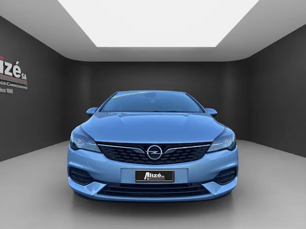 OPEL Astra 1.2i Turbo Edition