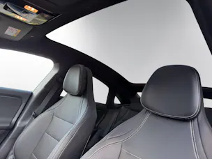 MERCEDES-BENZ CLA 220 4Matic 8G-DCT