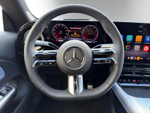 MERCEDES-BENZ CLA 220 4Matic 8G-DCT