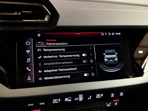 AUDI A3 Sportback TFSI 110 kW S line S tronic