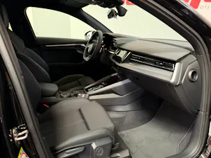 AUDI A3 Sportback TFSI 110 kW S line S tronic