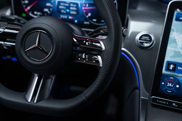 MERCEDES-BENZ GLC 300 d AMG Line 4matic Coupé / 360°Kamera / el.Sitze / el.Heckklappe