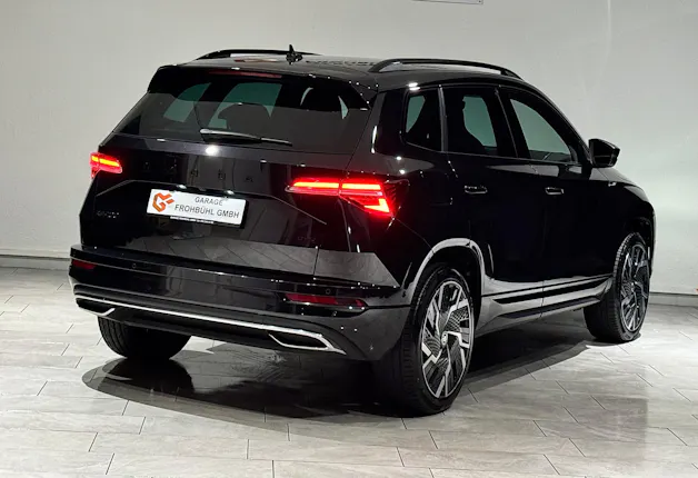 SKODA Karoq 2.0 TSI SportLine 4x4 DSG I AHK I 1.Hand I