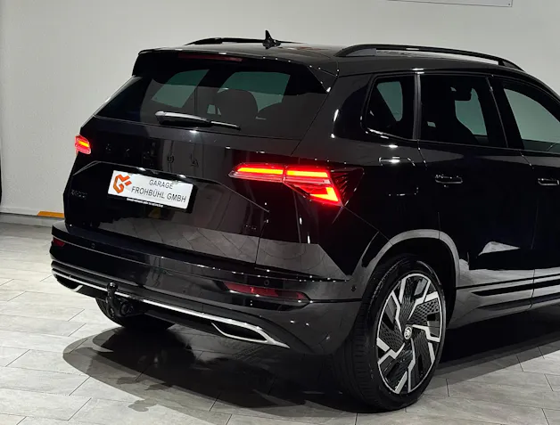 SKODA Karoq 2.0 TSI SportLine 4x4 DSG I AHK I 1.Hand I