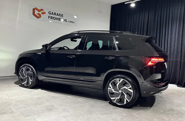 SKODA Karoq 2.0 TSI SportLine 4x4 DSG I AHK I 1.Hand I