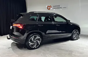 SKODA Karoq 2.0 TSI SportLine 4x4 DSG I AHK I 1.Hand I