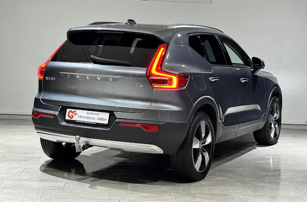 VOLVO XC40 T5 AWD Inscription Geartronic I AHK 2100 KG I
