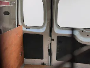 PEUGEOT Bipper 1.4i " BAS DE CAISSE AVEC ROUILLE "