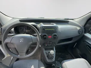 PEUGEOT Bipper 1.4i " BAS DE CAISSE AVEC ROUILLE "