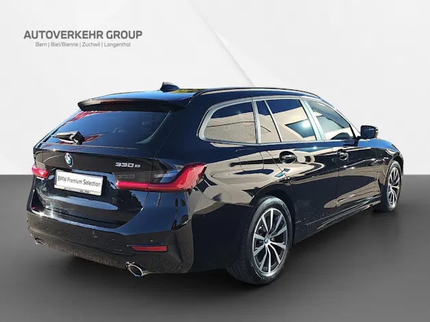 BMW 330e xDrive Steptronic