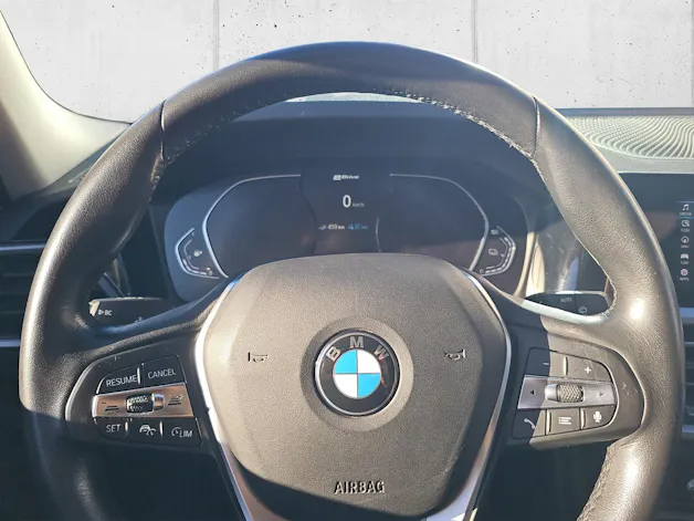 BMW 330e xDrive Steptronic