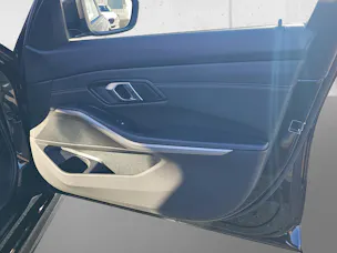 BMW 330e xDrive Steptronic