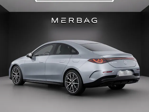 MERCEDES-BENZ CLA 220 8G-DCT 4Matic