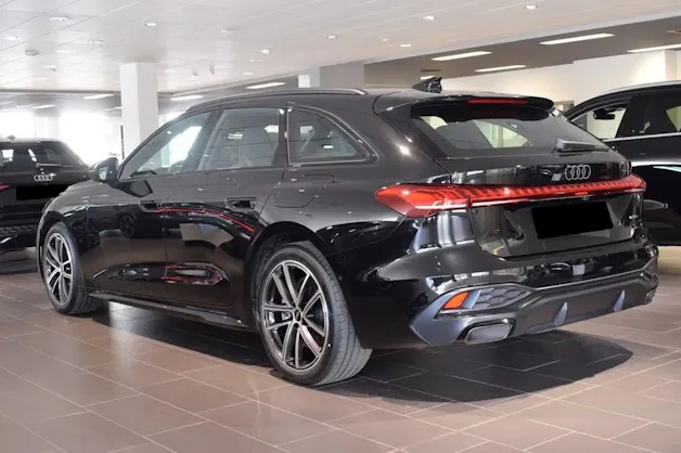AUDI A5 Avant e-hybrid quattro 220 kW S tronic