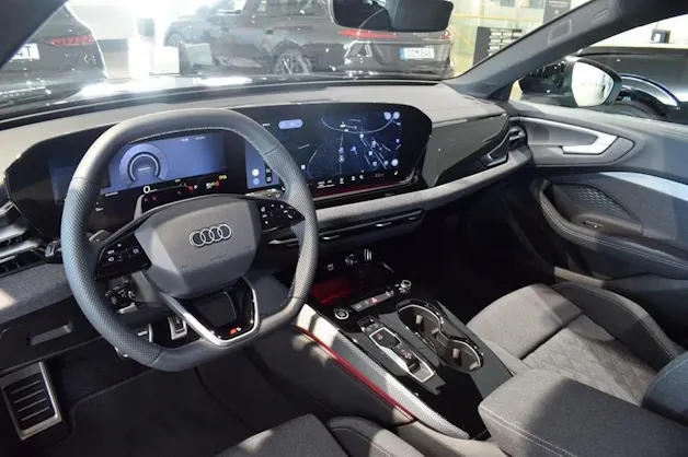 AUDI A5 Avant e-hybrid quattro 220 kW S tronic