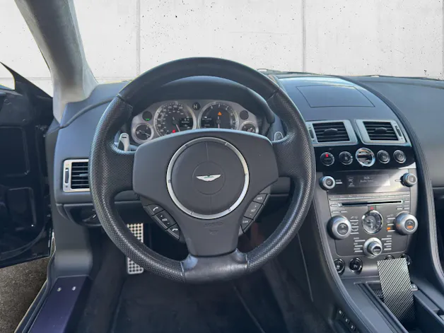 ASTON MARTIN V8 Vantage 4.7 Sportshift