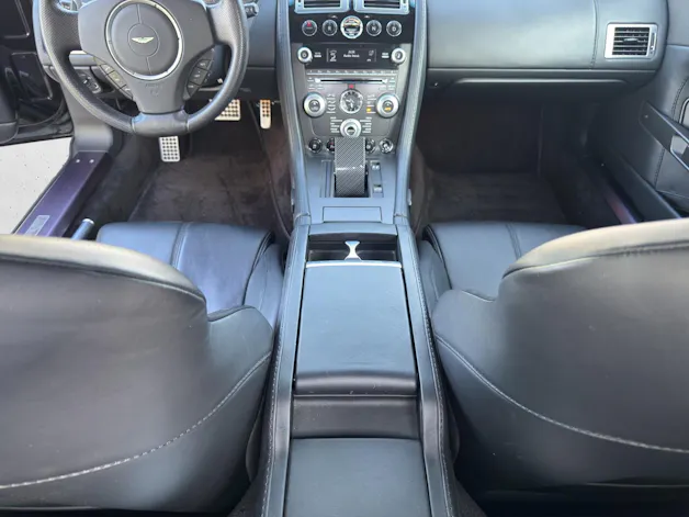 ASTON MARTIN V8 Vantage 4.7 Sportshift