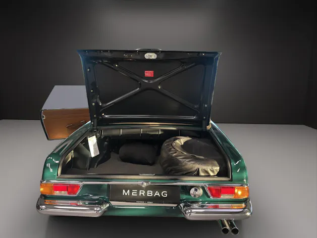 MERCEDES-BENZ SL 280 Pagode