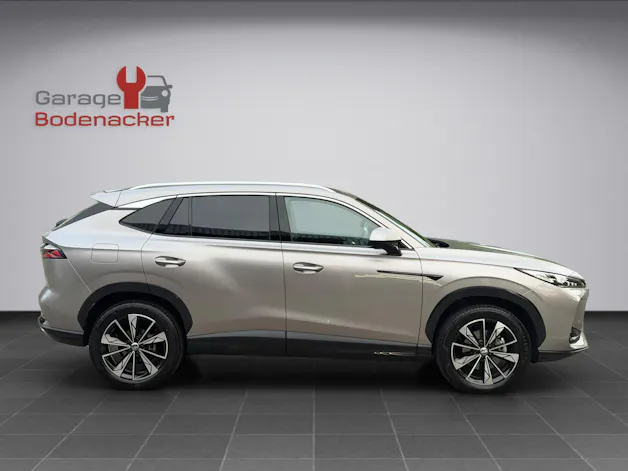 MG HS 1.5 T Luxury Automat * 170PS * 8fach *