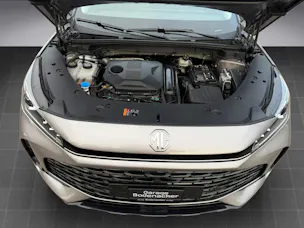 MG HS 1.5 T Luxury Automat * 170PS * 8fach *