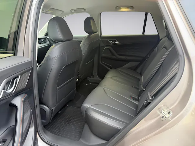 MG HS 1.5 T Luxury Automat * 170PS * 8fach *