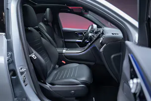 MERCEDES-BENZ GLC 220 d AMG Line 4matic Coupé / Panorama / 360°Kamera / AHK