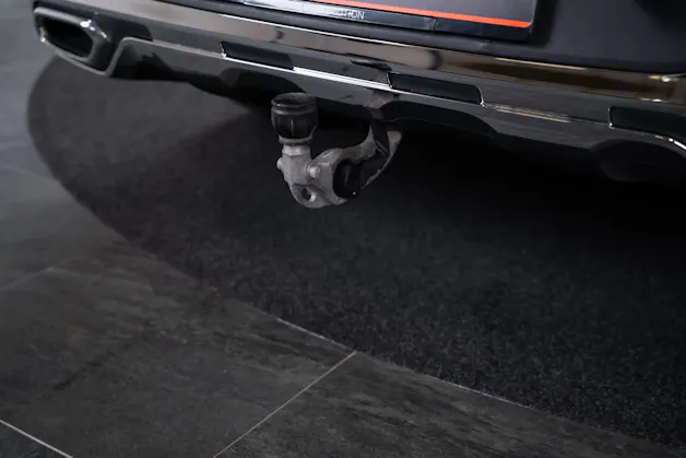 MERCEDES-BENZ GLC 220 d AMG Line 4matic Coupé / Panorama / 360°Kamera / AHK