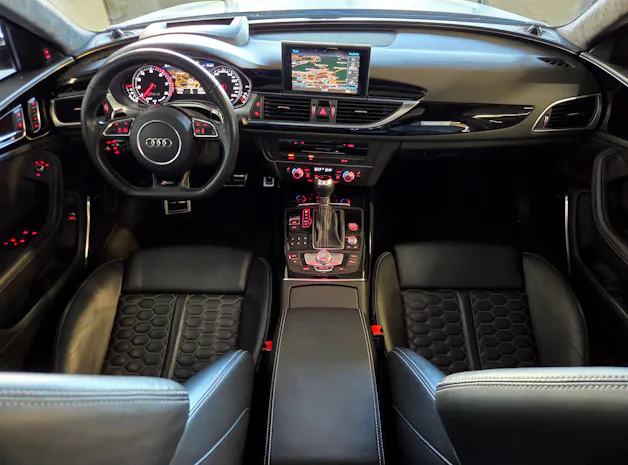 AUDI RS6 Avant 4.0 V8 TFSI perform. qu. T-Tr.