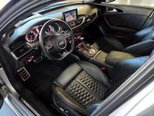 AUDI RS6 Avant 4.0 V8 TFSI perform. qu. T-Tr.