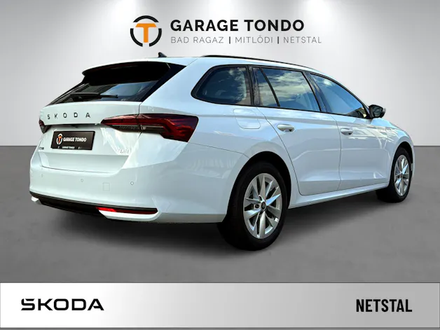 SKODA Octavia Combi 2.0 TSI Selection 4x4 DSG