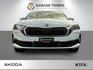 SKODA Octavia Combi 2.0 TSI Selection 4x4 DSG